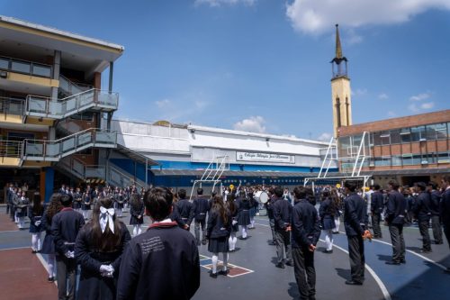 Entrega de Simbolos-24