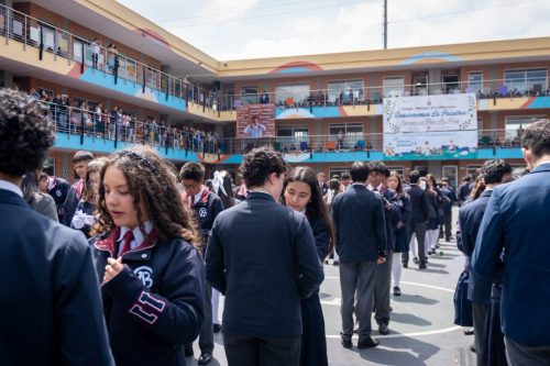 Entrega de Simbolos-44