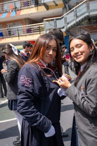 Entrega de Simbolos-51