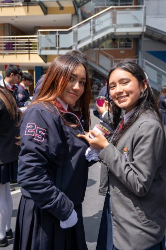 Entrega de Simbolos-53