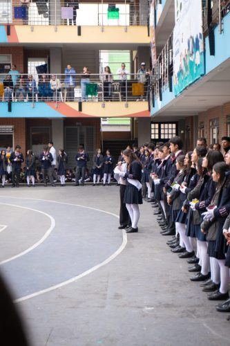 Entrega de Simbolos-72