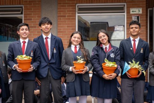 Entrega de Simbolos-97