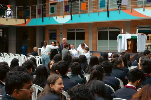 Eucaristia Colegio Bilingue Jose Allamano-05