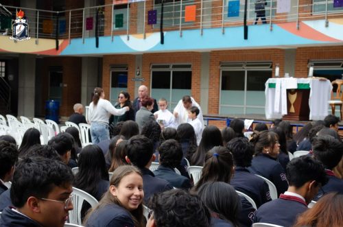 Eucaristia Colegio Bilingue Jose Allamano-06